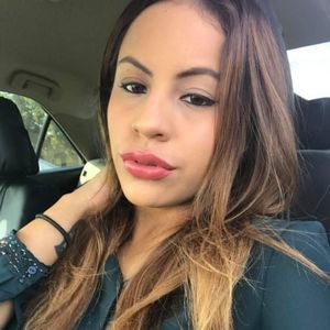 Meet your Posher, Cinthya